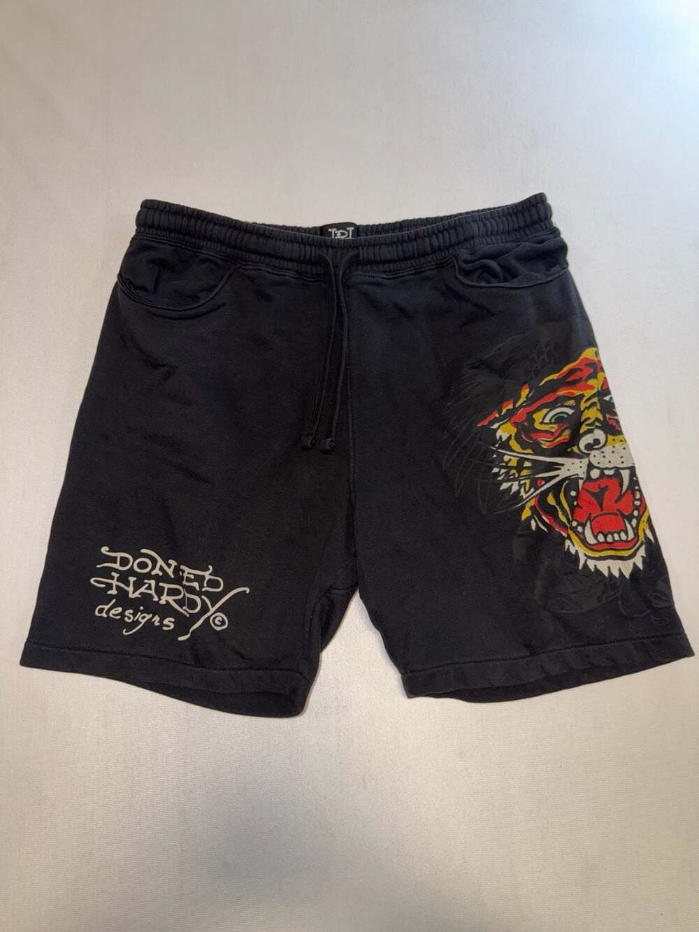 Ed Hardy Men's Tiger Dagger Graphic Fleece Sweat Shorts - Black Size Large